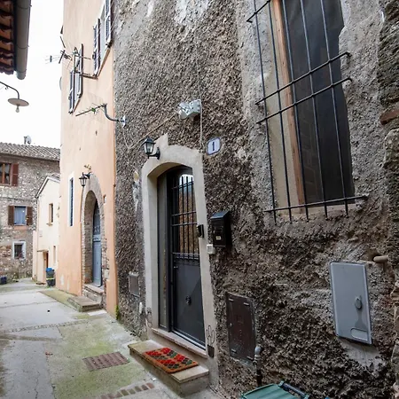 Dimora Del Tufo * نارني